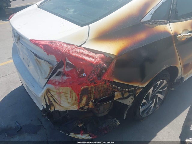 Honda CIVIC EX 2018 2HGFC2F72JH515551 Image 16
