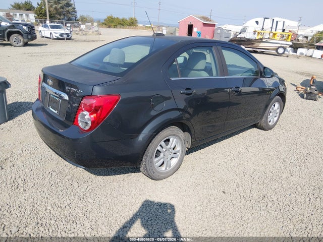 Chevrolet Sonic Lt Auto 2015 1G1JC5SHXF4180495 Image 4