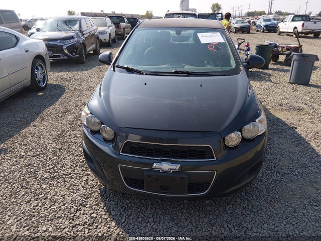 Chevrolet Sonic Lt Auto 2015 1G1JC5SHXF4180495 Image 6