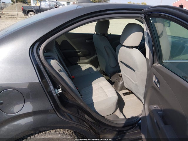 Chevrolet Sonic Lt Auto 2015 1G1JC5SHXF4180495 Image 8