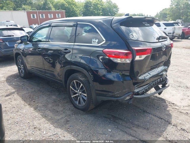 Auction sale of the 2017 Toyota Highlander Xle, vin: 5TDJZRFH4HS375135, lot number: 45808663