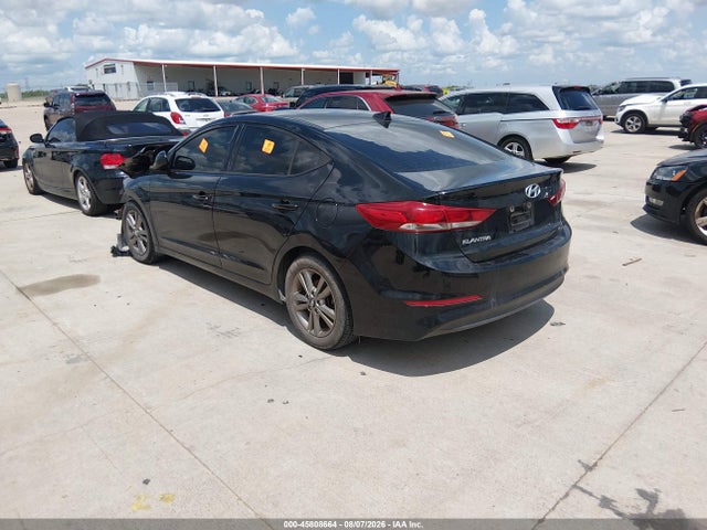 5NPD84LFXJH233888 Hyundai ELANTRA SEL