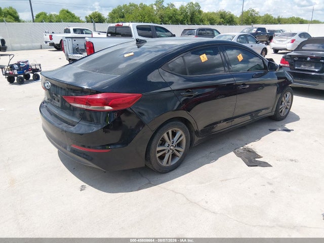 5NPD84LFXJH233888 Hyundai ELANTRA SEL