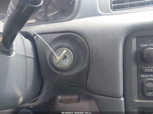 Продажа на аукционе авто 2001 Toyota Camry Le, vin: 4T1BG22K21U029195, номер лота: 45808675