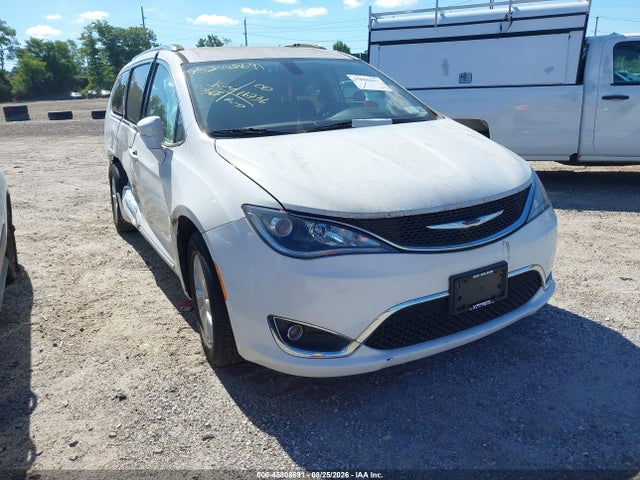 45808691 :رقم المزاد ، 2C4RC1BG0KR526751 vin ، 2019 Chrysler Pacifica Touring L مزاد بيع