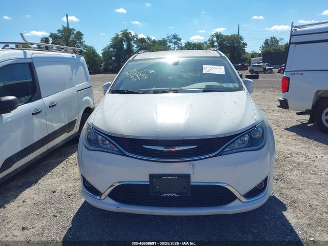 45808691 :رقم المزاد ، 2C4RC1BG0KR526751 vin ، 2019 Chrysler Pacifica Touring L مزاد بيع