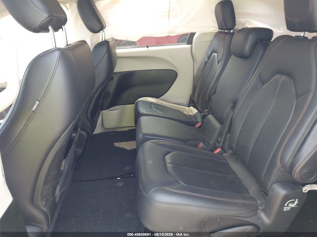 45808691 :رقم المزاد ، 2C4RC1BG0KR526751 vin ، 2019 Chrysler Pacifica Touring L مزاد بيع