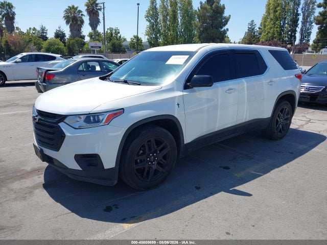 Chevrolet Traverse Ls 2019 1GNERFKWXKJ182052 Image 2