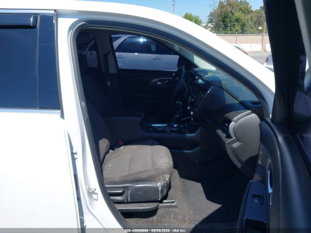 Chevrolet Traverse Ls 2019 1GNERFKWXKJ182052 Image 5