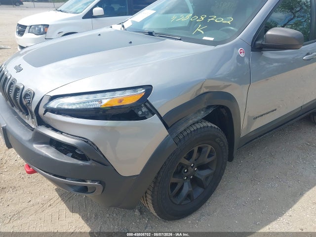 2016 Jeep Cherokee Trailhawk მანქანა იყიდება აუქციონზე, vin: 1C4PJMBS3GW122456, აუქციონის ნომერი: 45808702