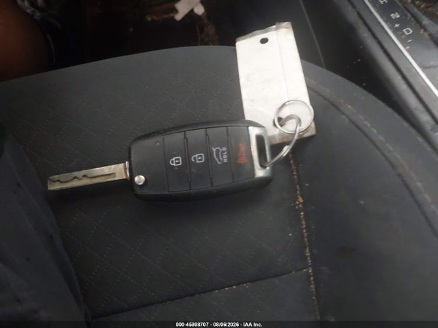 Продажа на аукционе авто 2016 Kia Sorento 2.4l Lx, vin: 5XYPG4A30GG137471, номер лота: 45808707