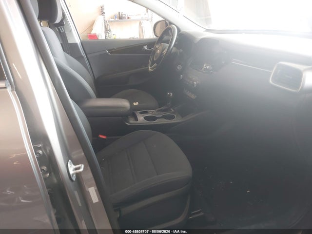 Продажа на аукционе авто 2016 Kia Sorento 2.4l Lx, vin: 5XYPG4A30GG137471, номер лота: 45808707
