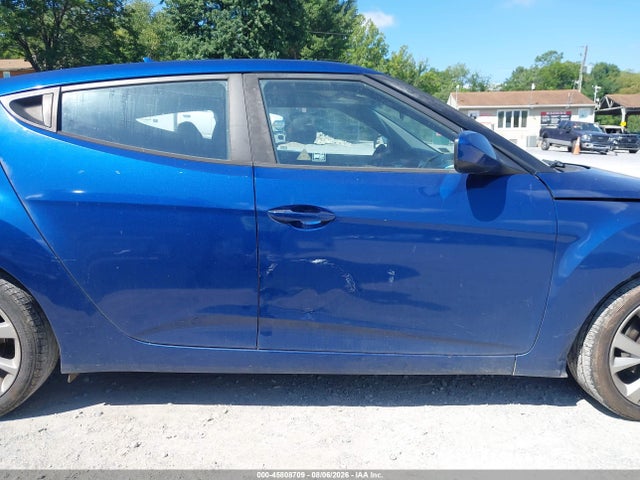 2017 Hyundai Veloster მანქანა იყიდება აუქციონზე, vin: KMHTC6AD1HU304950, აუქციონის ნომერი: 45808709
