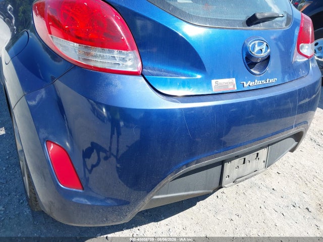 2017 Hyundai Veloster მანქანა იყიდება აუქციონზე, vin: KMHTC6AD1HU304950, აუქციონის ნომერი: 45808709
