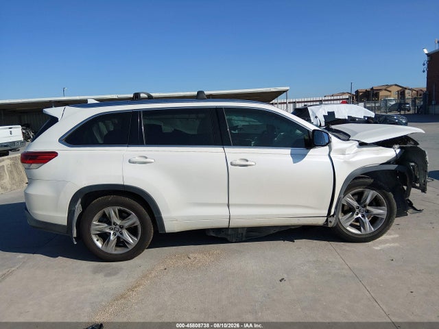 2017 Toyota Highlander Limited მანქანა იყიდება აუქციონზე, vin: 5TDYZRFH5HS197279, აუქციონის ნომერი: 45808738