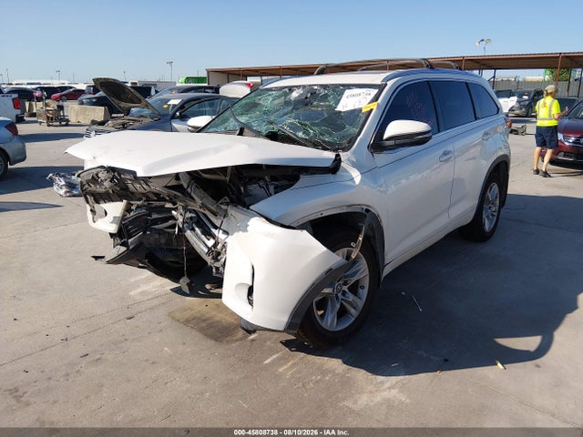 2017 Toyota Highlander Limited მანქანა იყიდება აუქციონზე, vin: 5TDYZRFH5HS197279, აუქციონის ნომერი: 45808738