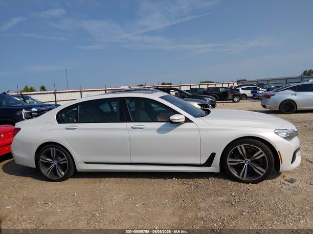 2017 Bmw 740i Xdrive მანქანა იყიდება აუქციონზე, vin: WBA7E4C57HGU99345, აუქციონის ნომერი: 45808755