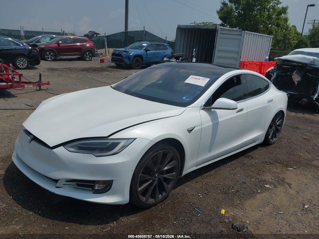 2018 Tesla Model S 100d/75d/p100d მანქანა იყიდება აუქციონზე, vin: 5YJSA1E22JF284675, აუქციონის ნომერი: 45808757