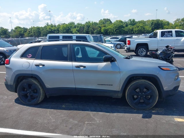 45808764 :رقم المزاد ، 1C4PJLAB4HW652853 vin ، 2017 Jeep Cherokee Altitude مزاد بيع