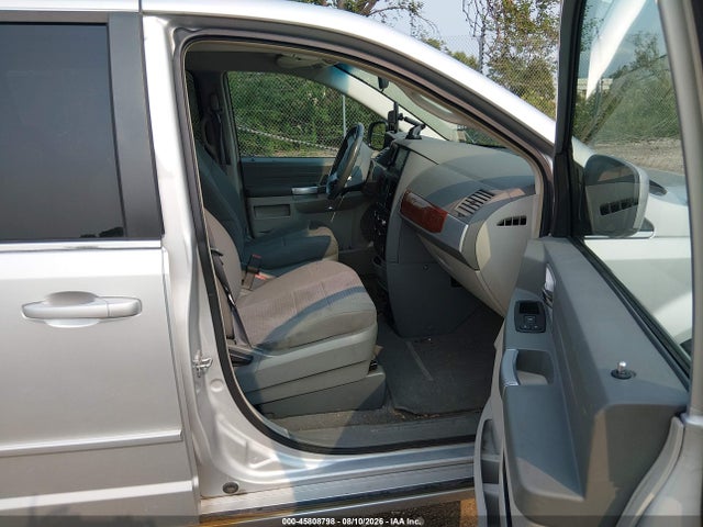 45808798 :رقم المزاد ، 2A8HR54P98R828362 vin ، 2008 Chrysler Town & Country Touring مزاد بيع