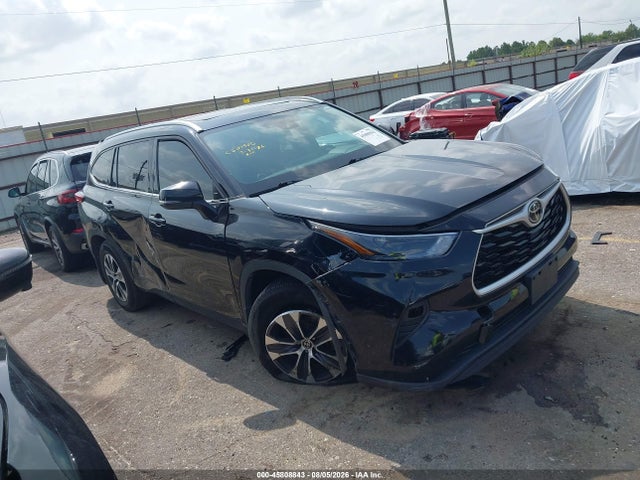 2022 Toyota Highlander Xle მანქანა იყიდება აუქციონზე, vin: 5TDGZRAHXNS102519, აუქციონის ნომერი: 45808843