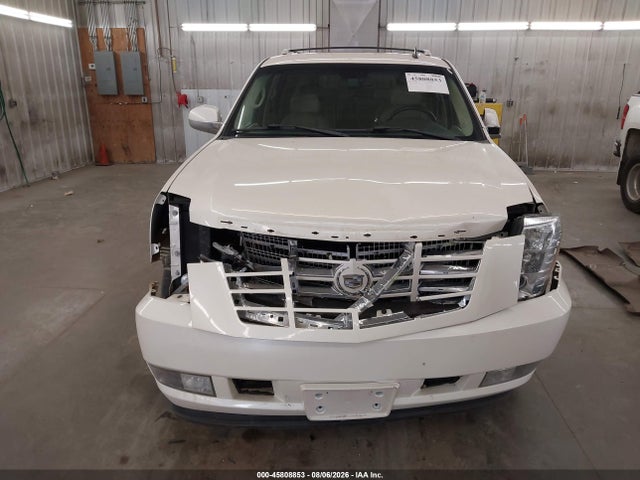 Продаж на аукціоні авто 2007 Cadillac Escalade Esv Standard, vin: 1GYFK66827R422145, номер лоту: 45808853