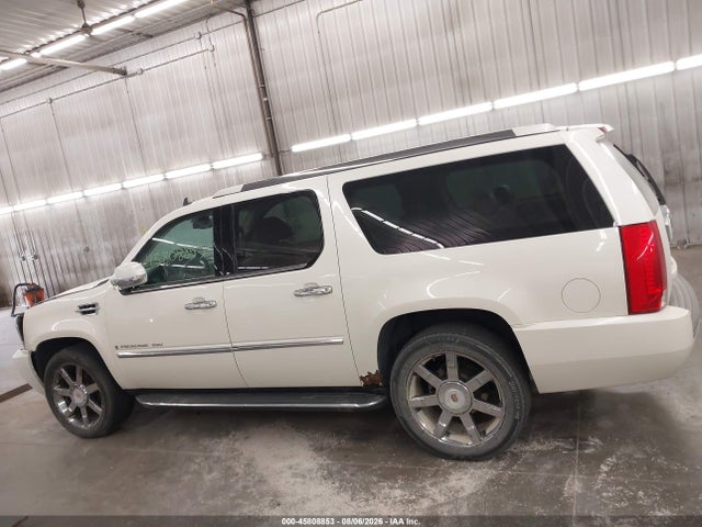 Продаж на аукціоні авто 2007 Cadillac Escalade Esv Standard, vin: 1GYFK66827R422145, номер лоту: 45808853