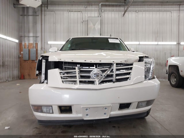Продаж на аукціоні авто 2007 Cadillac Escalade Esv Standard, vin: 1GYFK66827R422145, номер лоту: 45808853