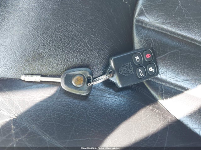 45808889 :رقم المزاد ، SAJGX274XVC003235 vin ، 1997 Jaguar Xk8 مزاد بيع