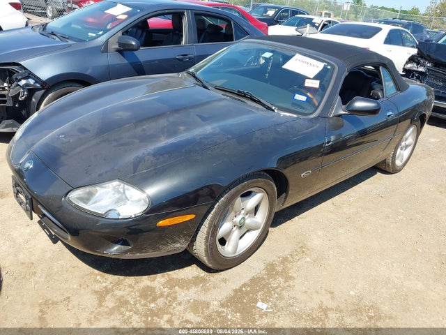 45808889 :رقم المزاد ، SAJGX274XVC003235 vin ، 1997 Jaguar Xk8 مزاد بيع
