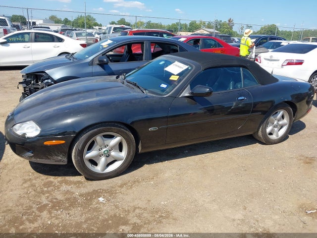 45808889 :رقم المزاد ، SAJGX274XVC003235 vin ، 1997 Jaguar Xk8 مزاد بيع