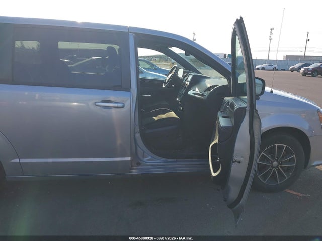 Продажа на аукционе авто 2018 Dodge Grand Caravan Se Plus, vin: 2C4RDGBG8JR153232, номер лота: 45808928