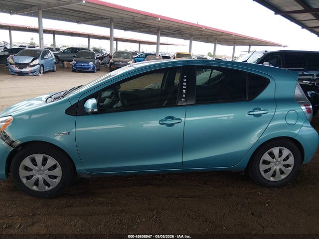 Продаж на аукціоні авто 2013 Toyota Prius C Two, vin: JTDKDTB38D1032104, номер лоту: 45808947