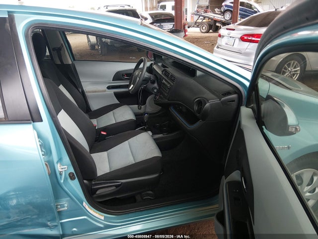 Продаж на аукціоні авто 2013 Toyota Prius C Two, vin: JTDKDTB38D1032104, номер лоту: 45808947