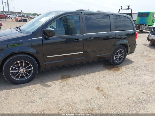 45808981 :رقم المزاد ، 2C4RDGCG9HR692418 vin ، 2017 Dodge Grand Caravan Sxt مزاد بيع