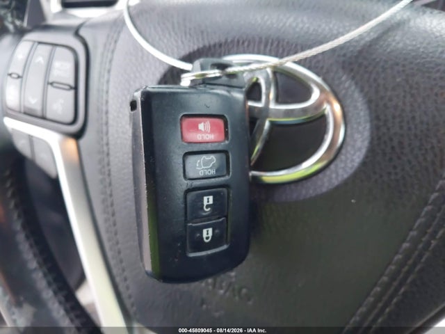 45809045 :رقم المزاد ، 5TDDZRFH4HS427537 vin ، 2017 Toyota Highlander Limited مزاد بيع