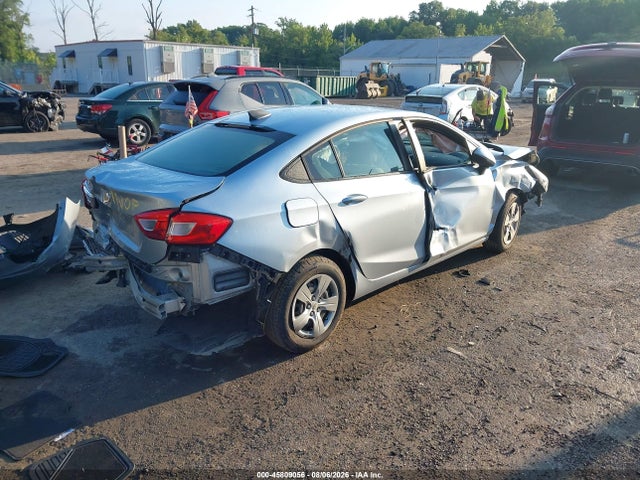 45809056 :رقم المزاد ، 1G1BC5SM5H7273556 vin ، 2017 Chevrolet Cruze Ls Auto مزاد بيع