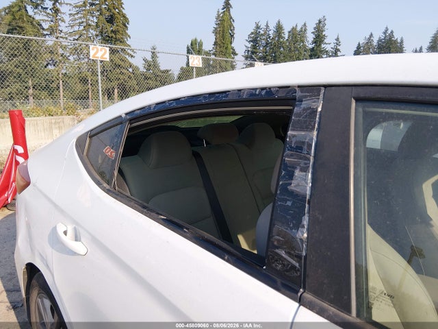Hyundai ELANTRA SE 2017 5NPD84LF5HH015772 Image 19
