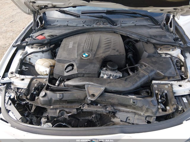 2015 Bmw 335i მანქანა იყიდება აუქციონზე, vin: WBA3A9C57FK472678, აუქციონის ნომერი: 45809064