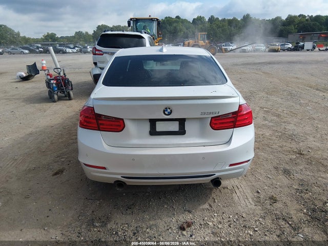 2015 Bmw 335i მანქანა იყიდება აუქციონზე, vin: WBA3A9C57FK472678, აუქციონის ნომერი: 45809064