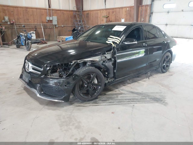 2015 Mercedes-benz C 400 4matic მანქანა იყიდება აუქციონზე, vin: 55SWF6GB1FU005218, აუქციონის ნომერი: 45809091