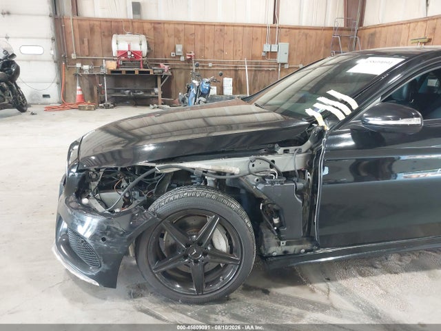 2015 Mercedes-benz C 400 4matic მანქანა იყიდება აუქციონზე, vin: 55SWF6GB1FU005218, აუქციონის ნომერი: 45809091