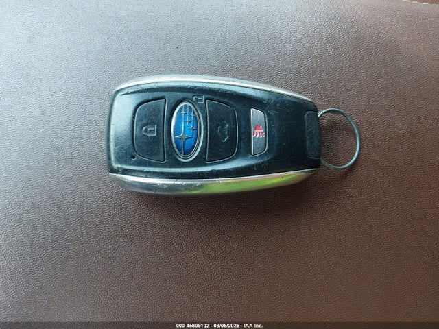 45809102 :رقم المزاد ، 4S4BSETC8J3228961 vin ، 2018 Subaru Outback مزاد بيع
