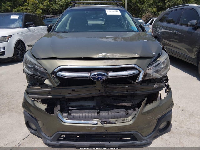45809102 :رقم المزاد ، 4S4BSETC8J3228961 vin ، 2018 Subaru Outback مزاد بيع