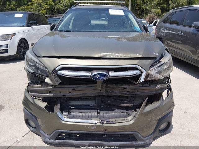 45809102 :رقم المزاد ، 4S4BSETC8J3228961 vin ، 2018 Subaru Outback مزاد بيع
