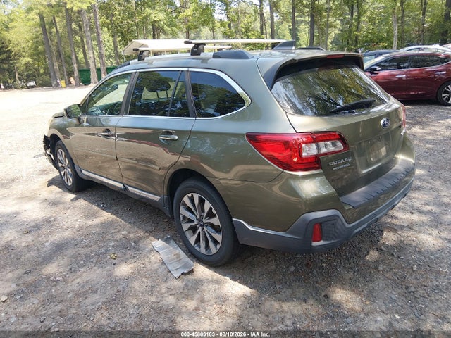 45809103 :رقم المزاد ، 4S4BSATC7J3256467 vin ، 2018 Subaru Outback 2.5i Touring مزاد بيع