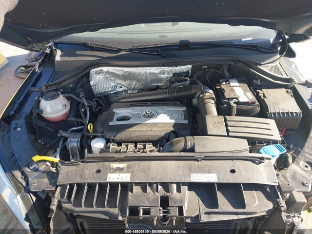 WVGBV7AX3JK000560 Volkswagen Tiguan Limited 2.0t