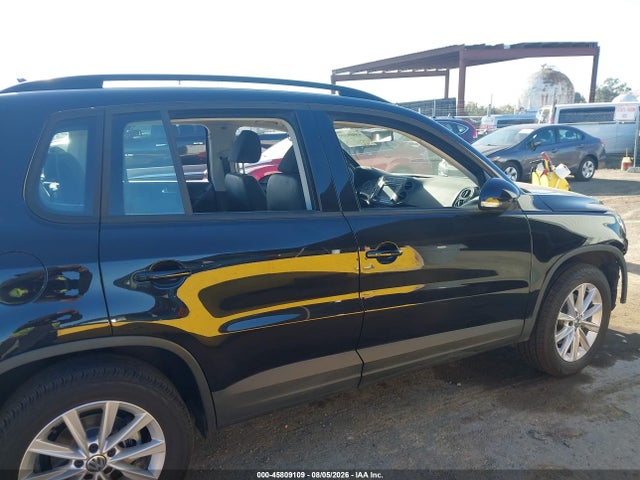 WVGBV7AX3JK000560 Volkswagen Tiguan Limited 2.0t