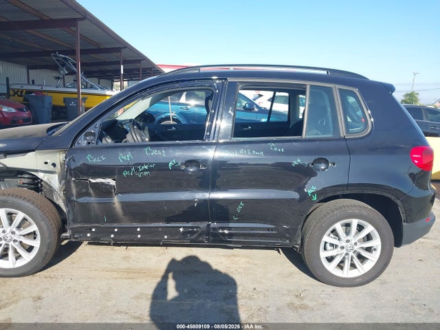 WVGBV7AX3JK000560 Volkswagen Tiguan Limited 2.0t