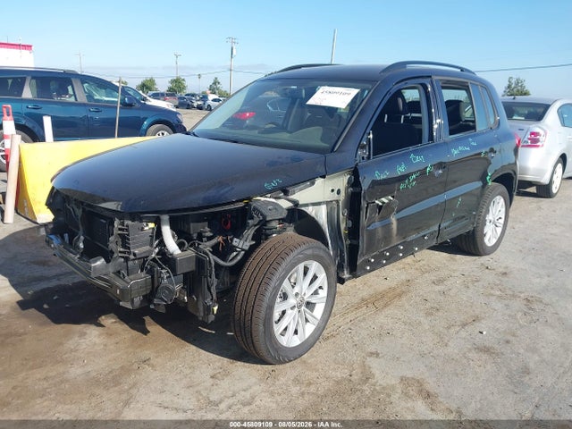 WVGBV7AX3JK000560 Volkswagen Tiguan Limited 2.0t